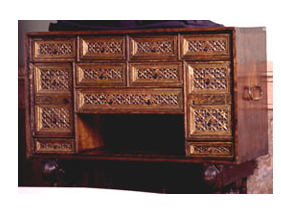 mueble-antiguo-bargueño